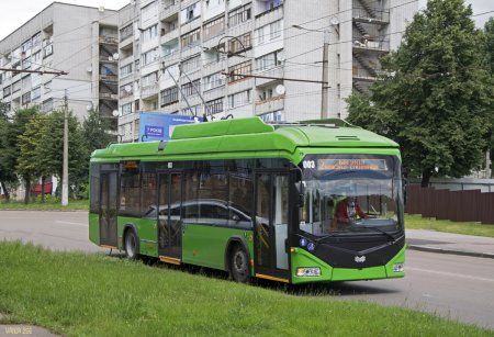 Тролейбус АКСМ 321